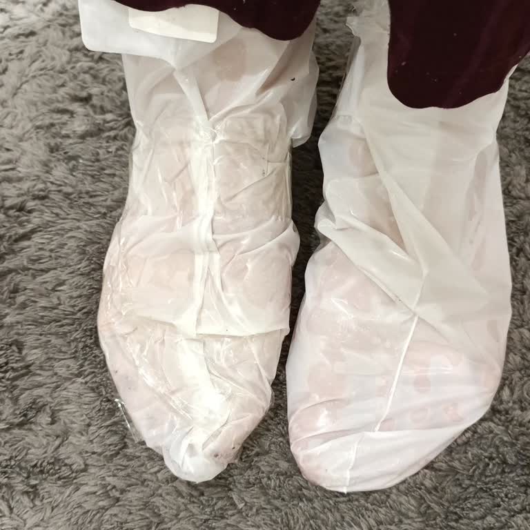 Patlak Ve Yırtık Ayak Maskesi: Sağlık Güvensizliği Ve İade Talebi