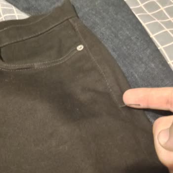 Boyner Mağazasından Live's Pantolonun Beden Uyuşmazlığı Ve Etiketsiz Olması