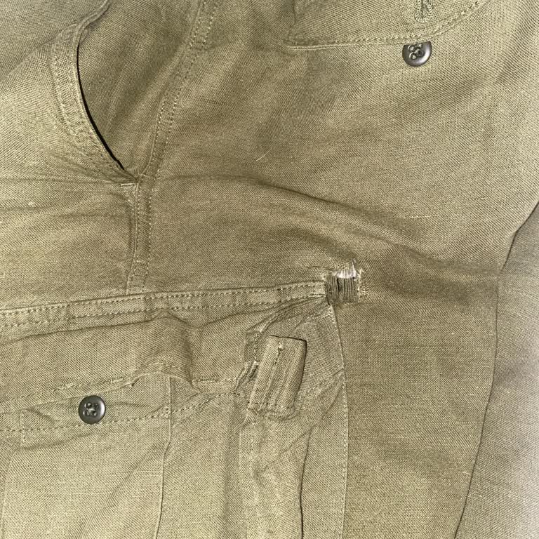 GAP Mağazada Kalitesiz Pantolon Ve Saygısız Müşteri Hizmeti