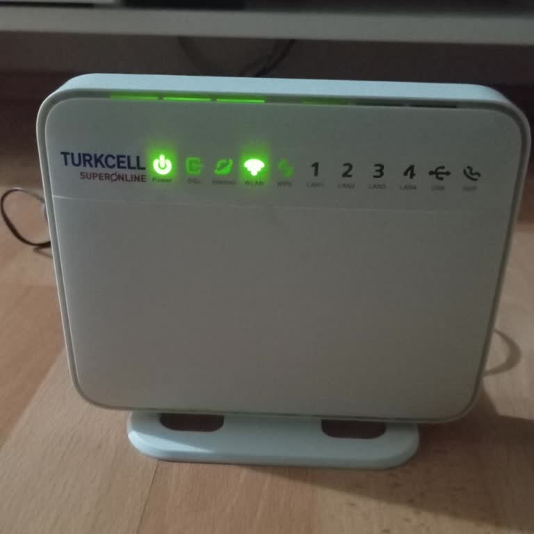 Sürekli Kopan İnternet Bağlantısı İçin Kalıcı Çözüm Ve Ücret İadesi Talebi