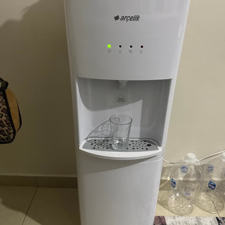 Arçelik Su Pınarı Sürekli Kaçıyor, Servis Çözüm Bulamıyor