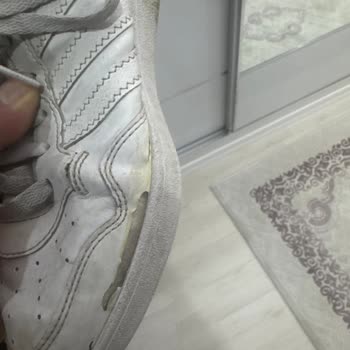 Adidas Ayakkabısında Kenar Açılması, Üretim Hatası Reddi Ve İade Talebi