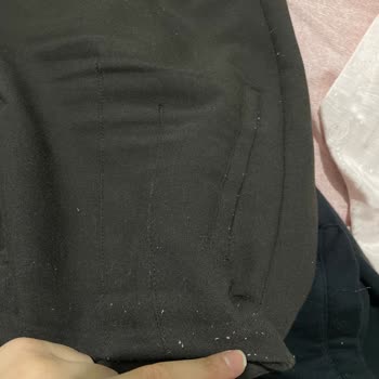 LCW Kadın Pantolonunda İlk Kullanımda Yoğun Tiftiklenme Ve Kalite Sorunu