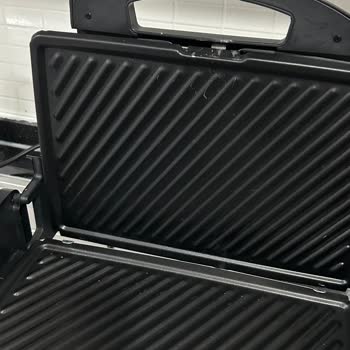 Lider Savio Ev Aletleri Tost Makinesini İlk Aldığım Günden İtibaren Sorun Yaşıyorum