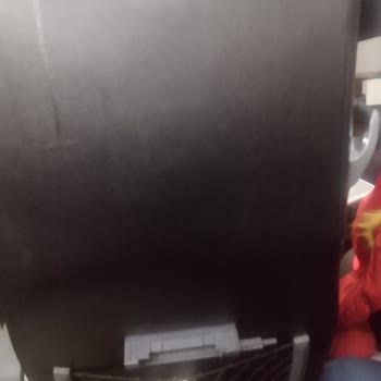 Kırık Koltuklar, Sökülmüş TV Ekranları ve Soğuk İkramlar: Kamil Koç’ta Konforsuz Yolculuk