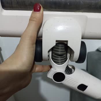 Sinbo Süpürge Malzeme Kalitesi Sorunu: Tekrar Kırılan Parçalar İçin Ücretsiz Değişim Talebi