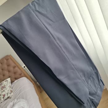 Ütüsüz Teslim Edilen Takım Elbise İçin Markanın Özür Ve Telafi Talebi