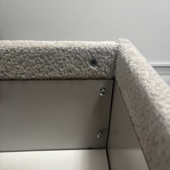 Teslimat Gecikmesi, Arızalı Baza LED’i Ve Eksik Vidalar