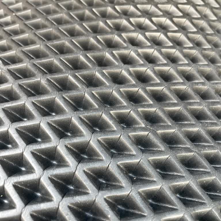 Ürün Fotoğrafı Gönderilmedi, Yanıltıcı Renk Ve Kalite, İade Talebi Cevapsız