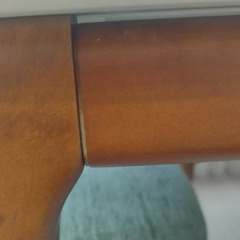 Mobilyam Zirveden Koyu Ceviz Tonu Uyumsuzluğu Ve Hasarlı Teslimat