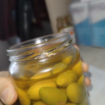 A101 Esenyurt Şubesinde Zeo Kırma Yeşil Zeytin Kavanozunda Hijyen Sorunu Ve Ürün İadesi Talebi