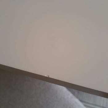 Esme Alışveriş Merkezi Kurulum Sonrası Fark Ettim Ki Masa Tam Olarak Kapanmıyor