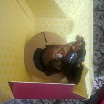 Devrilen Pastalarla Doğum Günü Mahvoldu, İade Talep Ediyorum