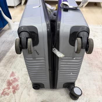 Kırık Valiz Ve Şube İhmali: PTT Kargo'dan Tazminat Talebi