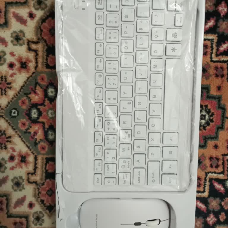 Hasarlı Bluetooth Klavye Ve Mouse İçin Uzayan İade Süreci