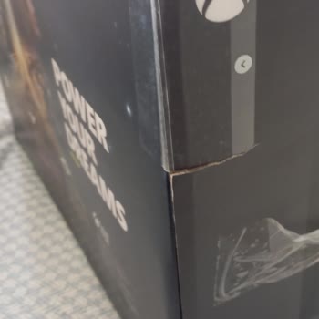 Hasarlı Xbox Kutusu Ve Fatura Kesilmemesi Nedeniyle İade Talebi