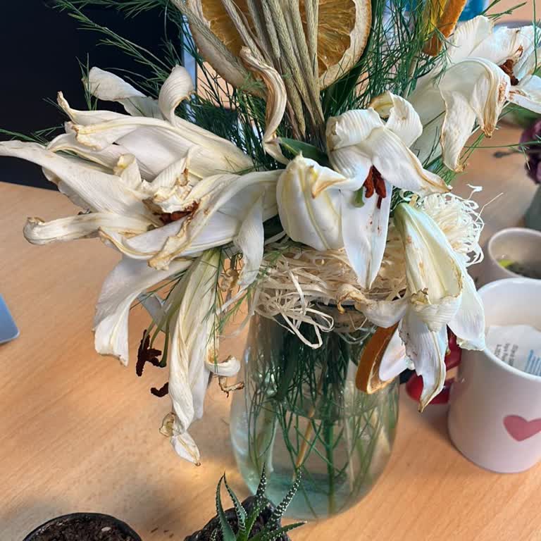 Taze Çiçek | Tazecicek.com'dan Ölü Çiçekler Ve Aldatıcı Onay Politikası!