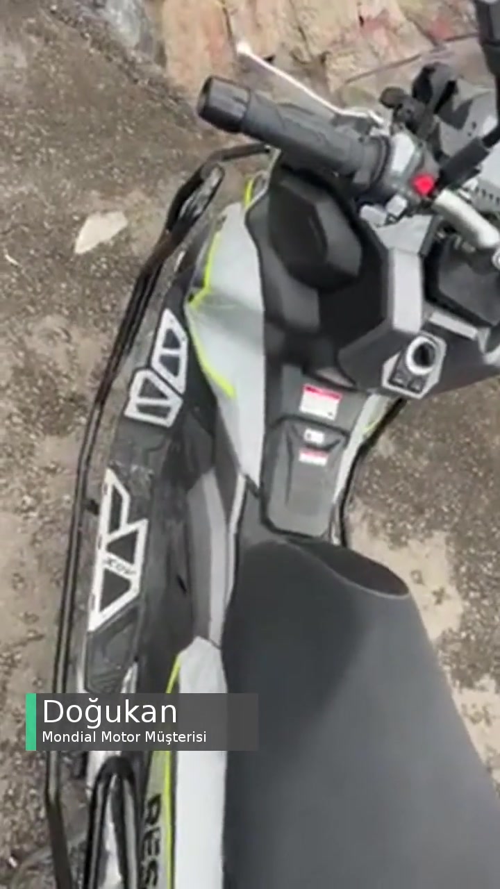 Mondial Ressivo Mağduriyet videonun kapak resmi