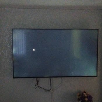 Yeni Alınan Televizyonda Işık Sızması Ve Değişim Talebi