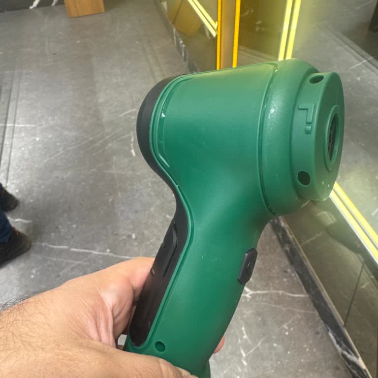 Reklamda Vaat Edilen Güçlü Oto Süpürgesi İşlevsiz Ve Yanıltıcı Olarak Geldi