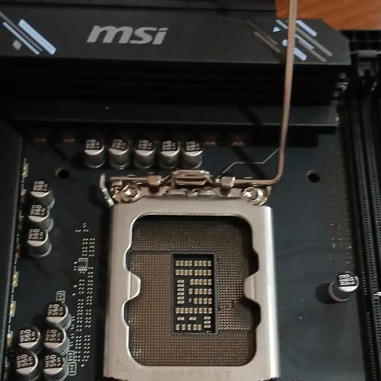 Ayıplı Anakart Ve Yanmış İşlemci İçin Tam İade Talebi