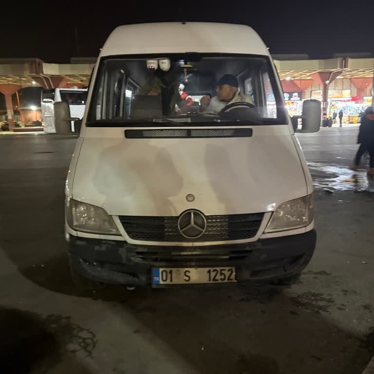 Zümrüt Turizm’de Gecikmeli Ve Güvensiz Yolculuk, Bilinmeyen Noktada Bırakılma