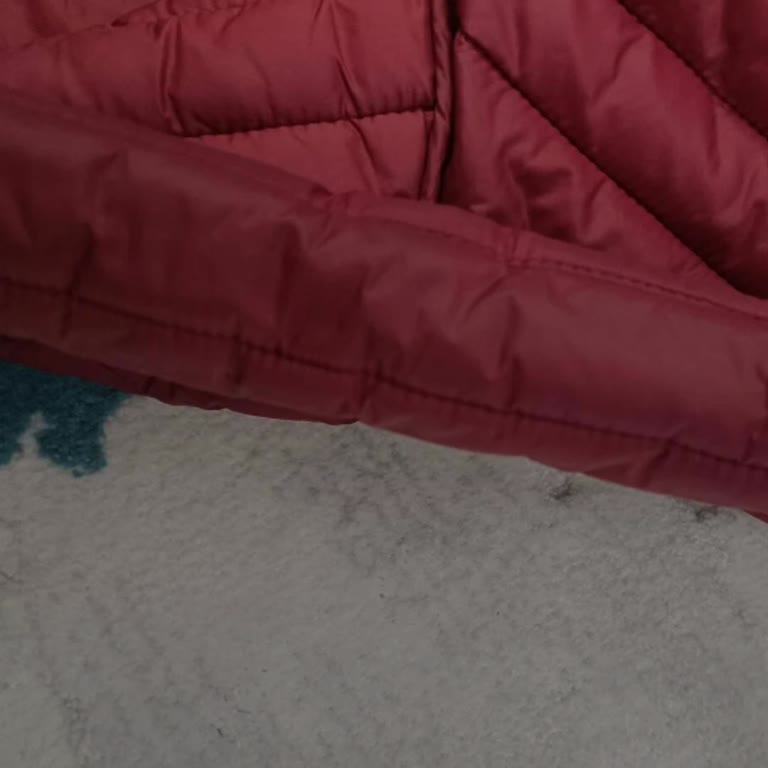 Trendyol Montunun Yakası Kısa Sürede Renk Değiştirdi; Değişim Veya İade Talebi