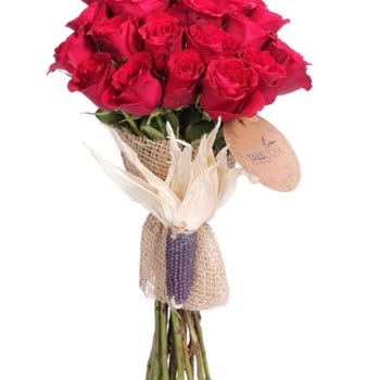 Gönderilen Çiçek Buketi Görselle Uyuşmadı Ve Teslimat Gecikti