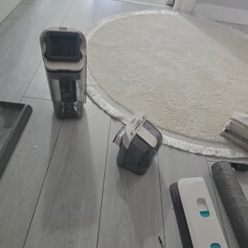 Yoniev U5 Model Islak Kuru Şarjlı Süpürge Motorundan Anormal Bir Ses Gelmeye Başladı