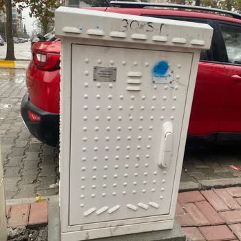 Fiber Altyapı Olmasına Rağmen Binamızda İnternet Yok, Çözüm Bekliyor