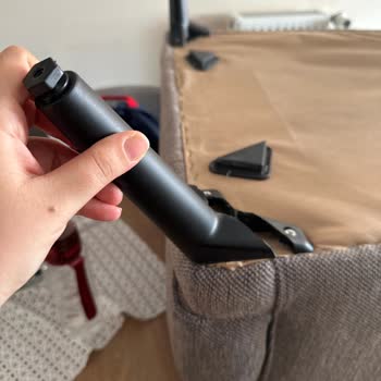 Garanti Süresinde Kırılan Berjer Ayağına Şube Tarafından Yetersiz Yardım