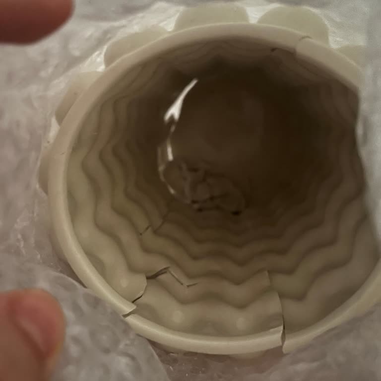 LCW’den Kırık Vazo Teslimatı İçin Hızlı Değişim Talebi