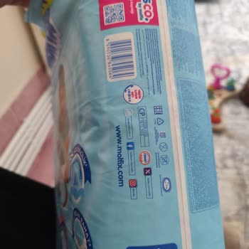 Molfix 5 Numaralı Bebek Bezinde Sızdırma Ve İade Talebi
