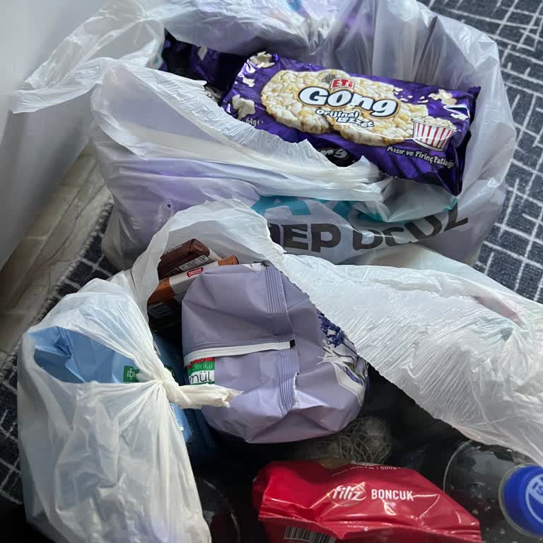 Yanlış Ürün Teslimatı Nedeniyle 1.496,90 TL Tam İade Talebi