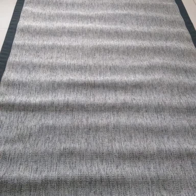 Yanlış Bordür Rengi Ve 2,5 Aylık Teslimat Gecikmesi Nedeniyle Halı Değişiminde Büyük Sorun