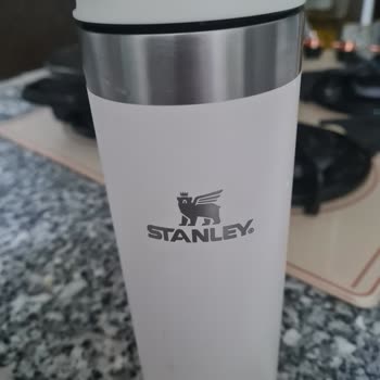 Stanley Termosunun Soğutma Sorunu Ve Yasal Servis Süresinin Geçmesi Nedeniyle Değişim Talebi