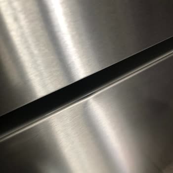 Siemens Buzdolabındaki Çizik Ve Kapak Kabarcığı İçin Garanti Kapsamında Çözüm Talebi