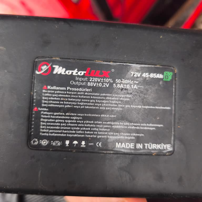 Motolux Cargo 52000 Şarj Cihazının Kısa Sürede Arızalanması Ve Garanti Kapsamında Değişim Talebi
