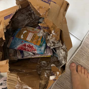 Patlayan Saç Köpüğü Nedeniyle Ürünlerim Zarar Gördü Ve Değişim Talebi