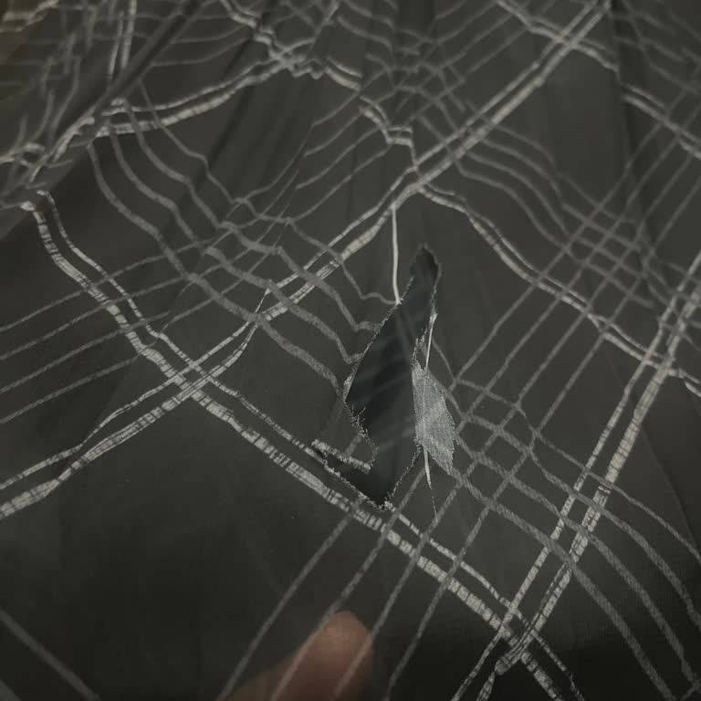 Yırtık Etek İçin Değişim Talebi