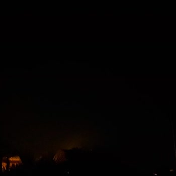 Sürekli Sönerek Karanlıkta Bırakan Sokak Lambaları İçin Acil Çözüm İsteği