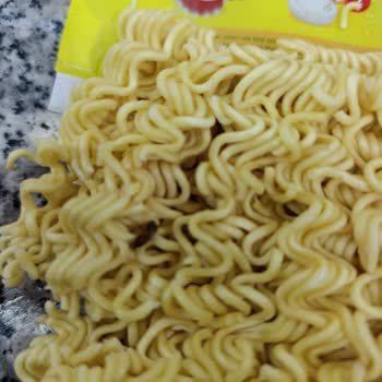 BİM Mağazasında İndomie Noodle Paketi İçinde Böcek Tespiti Ve Hijyen Denetimi Talebi