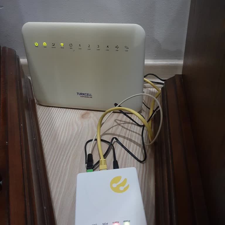 İnternet Bağlantısı Kesildi Ve Müşteri Hizmetlerinden Cevap Yok