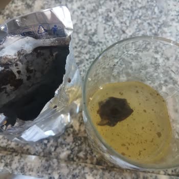 Capri‑Sun İçeceğinde Görülen Siyah Yabancı Madde Sağlık Riski Oluşturuyor