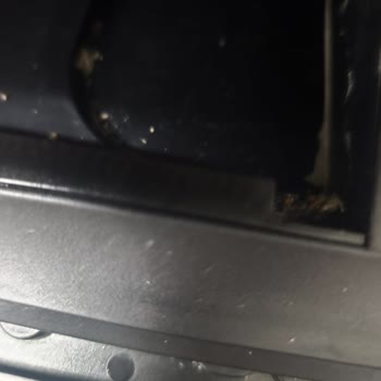 Garanti Kapsamındaki Robot Süpürge Çizik Ve Eksik Parça