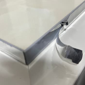 Bellona Komodinin Ayna Görünümlü Bölümündeki Yapışkan Bant Sorunu Ve Cevap Almama