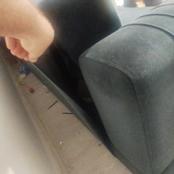 Açılır Yataklı Koltukta Yırtık Ve Evkur’un Cevapsız Servis Süreci