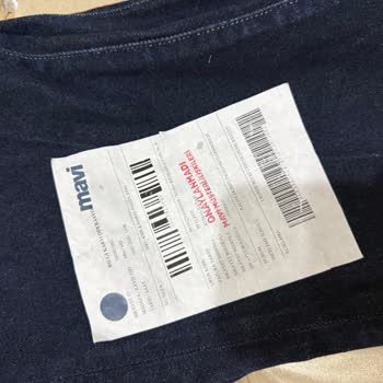 İlk Yıkamada Beliren Beyaz Çizgiler Nedeniyle Mavi Pantolonun İadesi Talebi