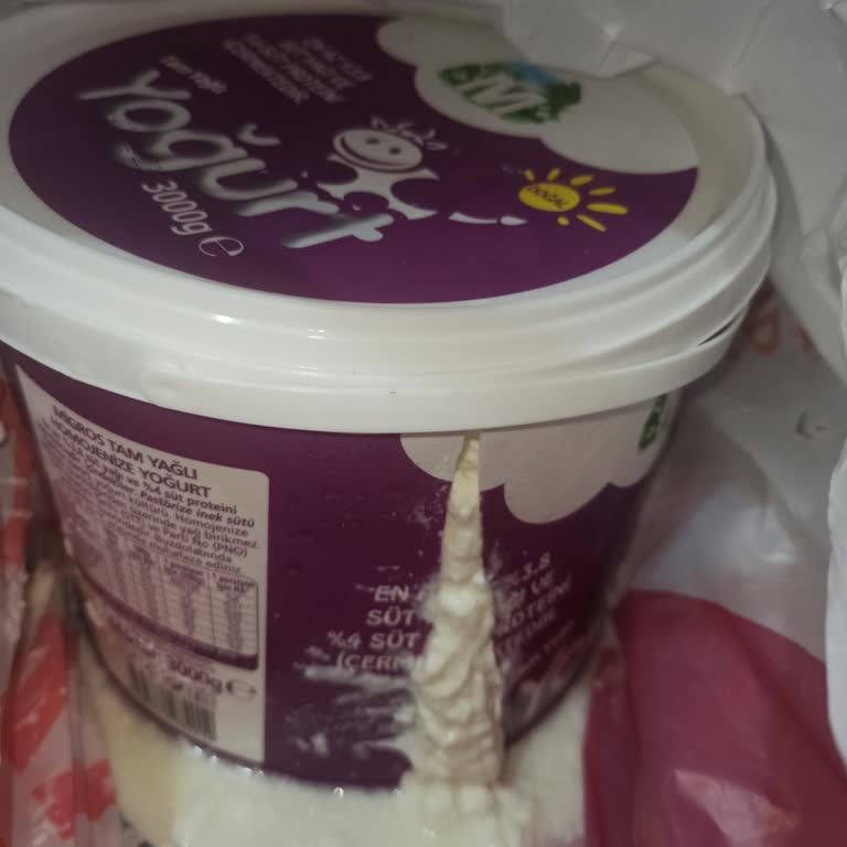 Migros'tan Kırık Yoğurt Teslimatı Ve Cevapsız Müşteri Desteği