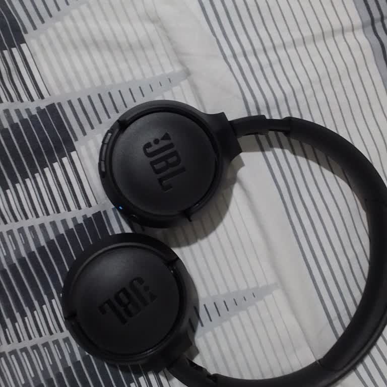 JBL Tune 570BT Modeli Resmi Uygulamada Görünmüyor